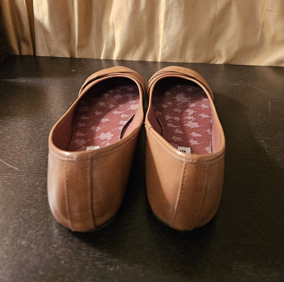 American Eagle brown flats - Picture 3 of 4